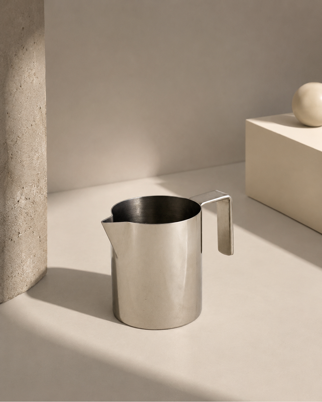 Cremiera Alessi 90023 – Aldo Rossi per Alessi