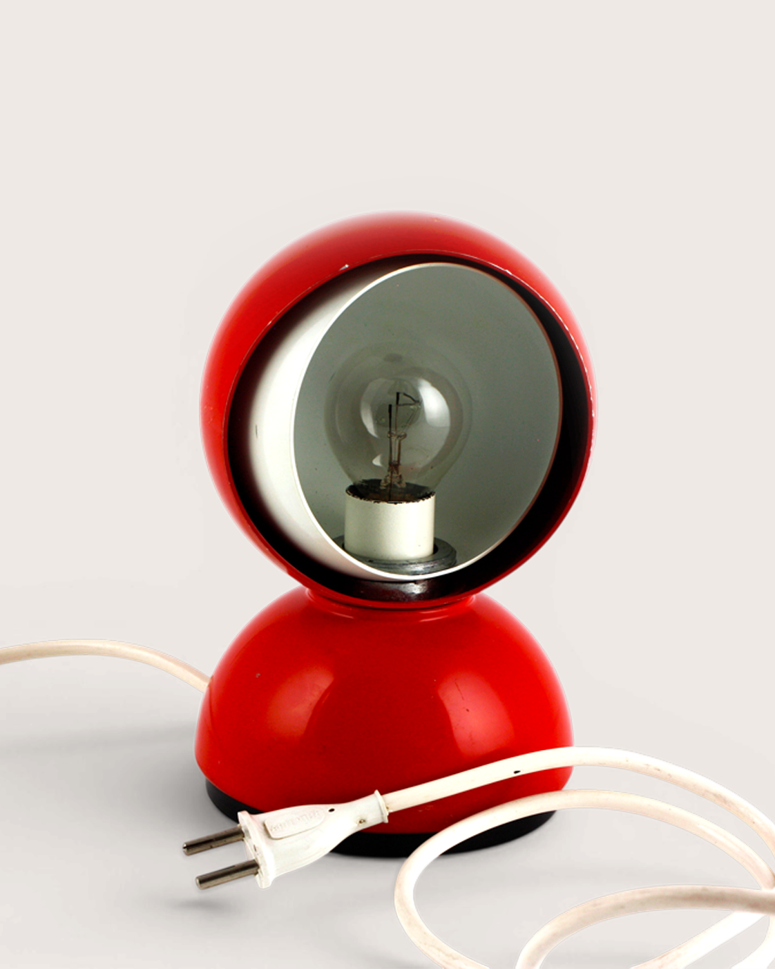 Lampada da tavolo Eclisse – Vico Magistretti per Artemide