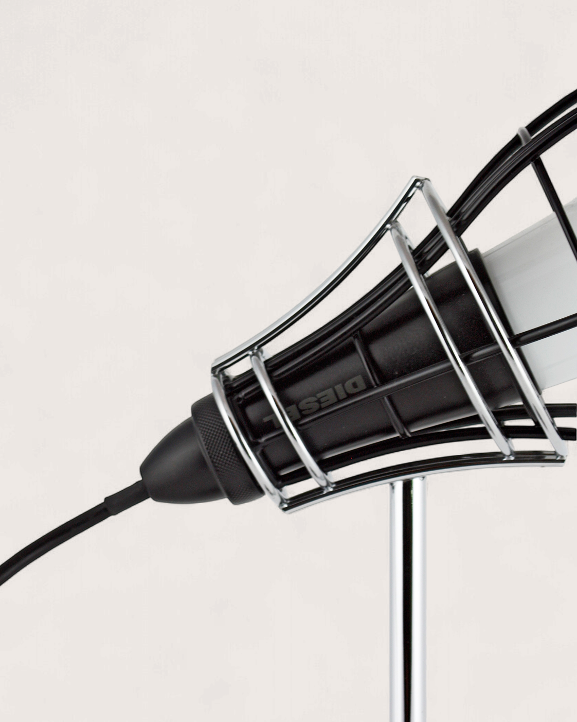 Lampada da tavolo Cage Mic – Diesel with Foscarini