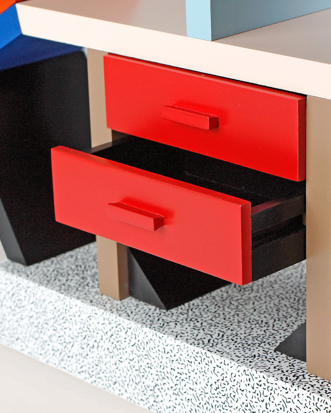 Carlton Miniature 1:4 No. 873/1000 – Ettore Sottsass for Memphis Milano