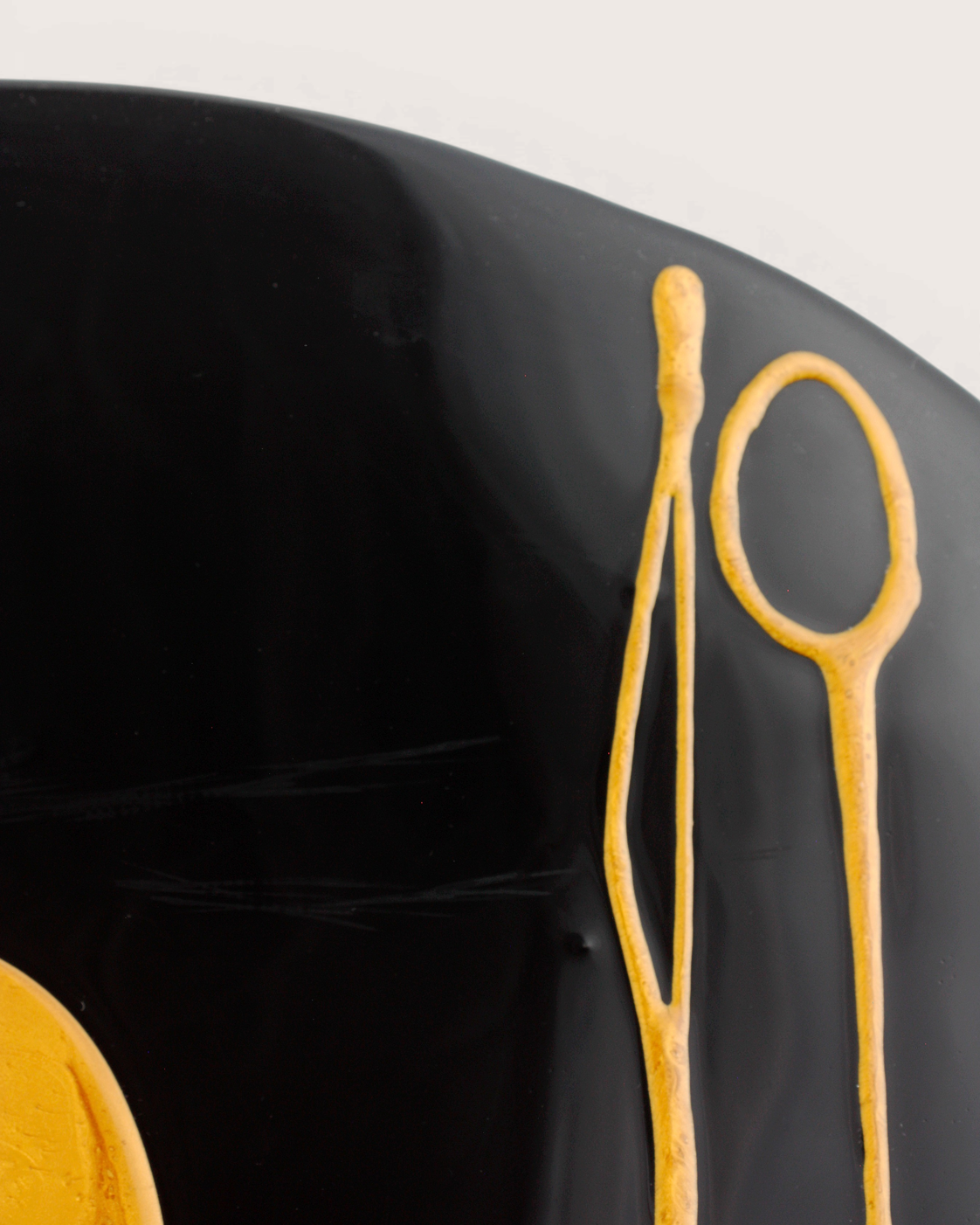 Set di 2 tovagliette Table-Mates nere con decori oro – Gaetano Pesce per Fish Design